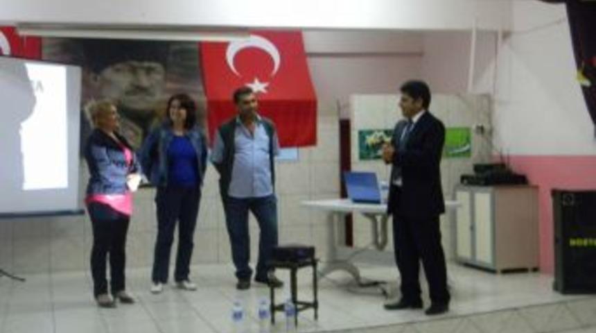 Velilere Sınav Kaygısıyla Başa &Ccedil;ıkma Yolları Anlatıldı