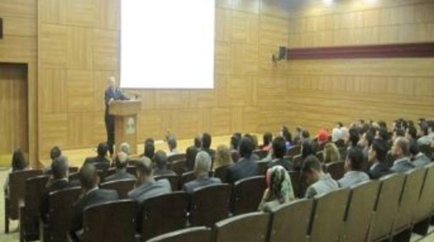 İş Kurumu Personelleri Eğitimden Ge&ccedil;ti