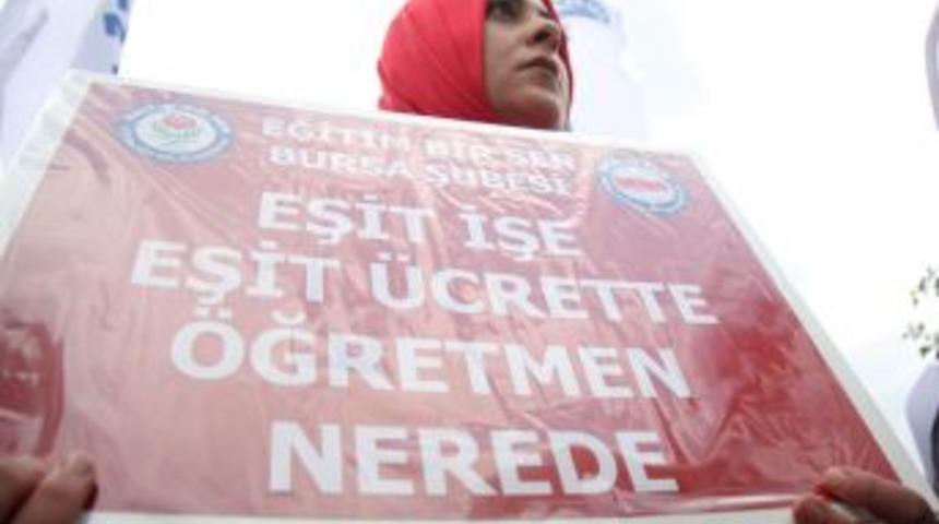 Memurlardan Toplu S&ouml;zleşme Teklifine Cem Yılmaz Benzetmesi