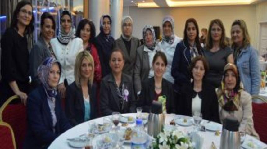 Sağlık&ccedil;ılar 3+3 Teklifine Karşı