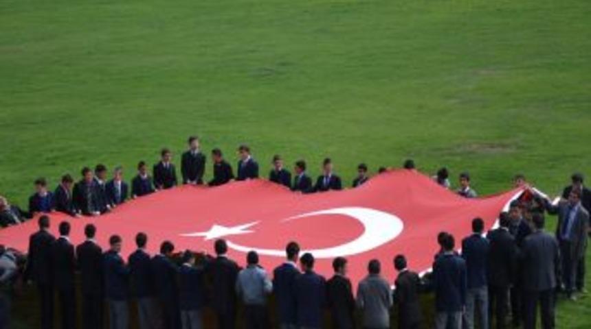 Ardahan'da Gen&ccedil;lik Y&uuml;r&uuml;y&uuml;ş&uuml;