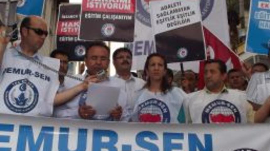 Ydın'da Kamu &Ccedil;alışanları Maaş Zamlarını Eleştirdi