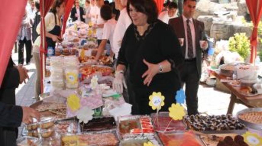 &Ccedil;aycuma Teknik Ve End&uuml;stri Meslek Lisesi'nden Kermes