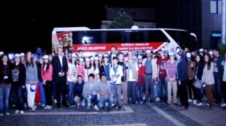 D&uuml;zce Belediyesi'nden &Ouml;ğrencilere Tarihi Gezi