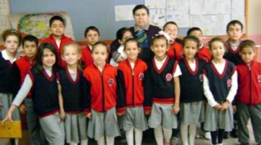 Balyalı &Ouml;ğrencilerin İzmir Coşkusu