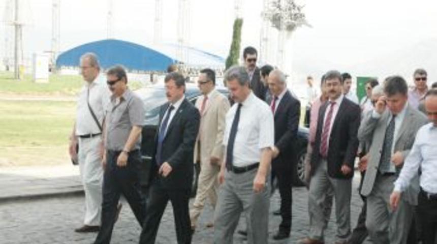 Gen&ccedil;lik Haftası Y&uuml;r&uuml;y&uuml;şle Başladı