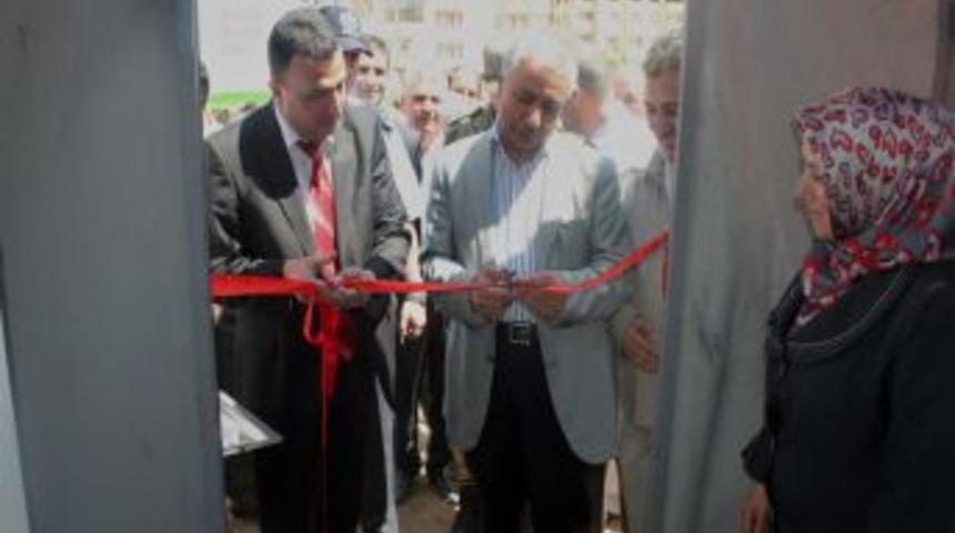 Birecik&rsquo;te Kermes, Kitap Fuarı Ve Bilim Sergisi A&ccedil;ıldı