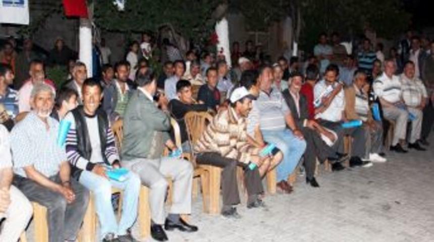 Edremit Belediyesi, Mahalle Toplantılarıyla Sorunları Dinliyor