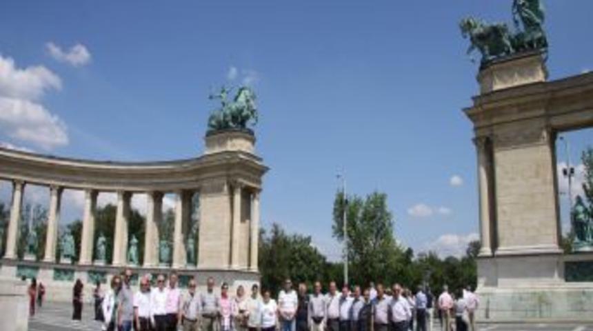 Merzifonlu Y&ouml;neticilerden Avustarya Ve Macaristan'a Gezi