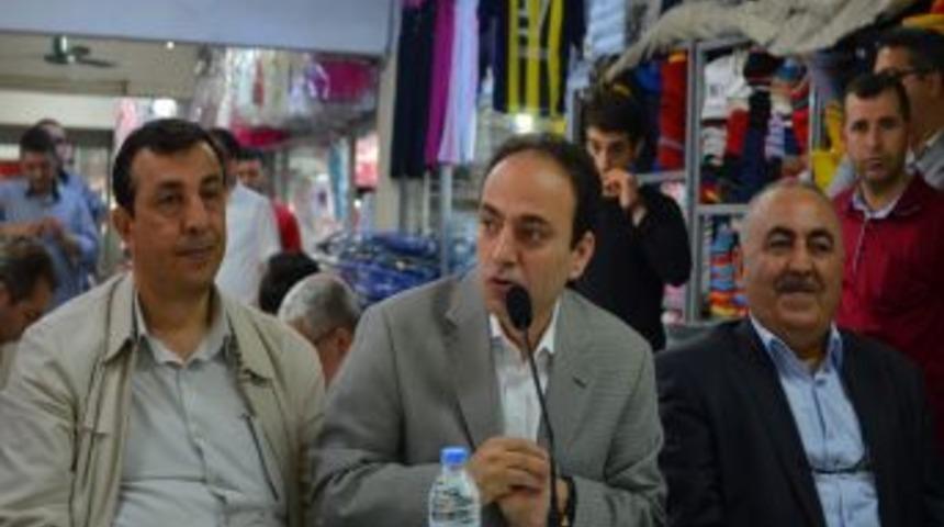 Başkanlar Esnafla Kahvaltıda Buluştu