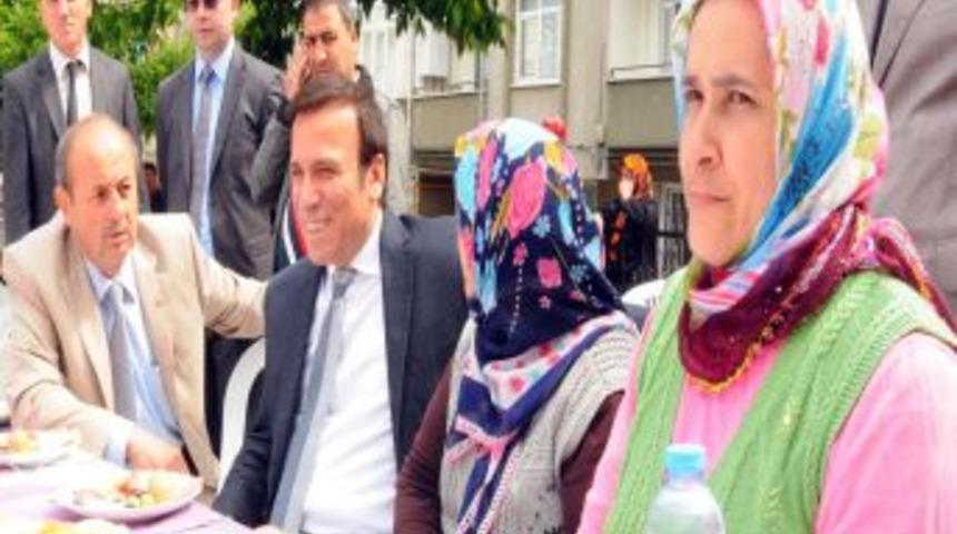 Gen&ccedil;'in Mahalle Toplantıları