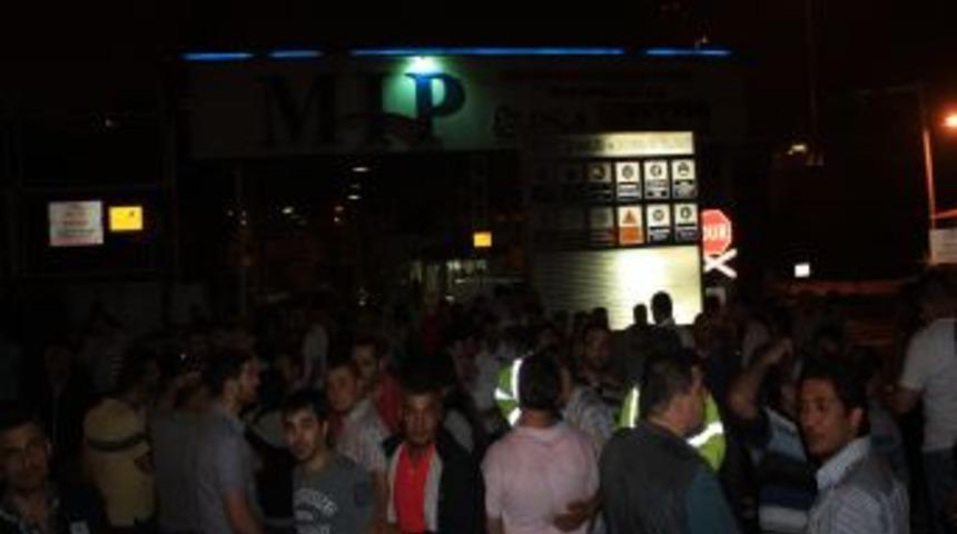 Mersin Limanı'nda Iş&ccedil;iler Iş Bıraktı Işler Durdu