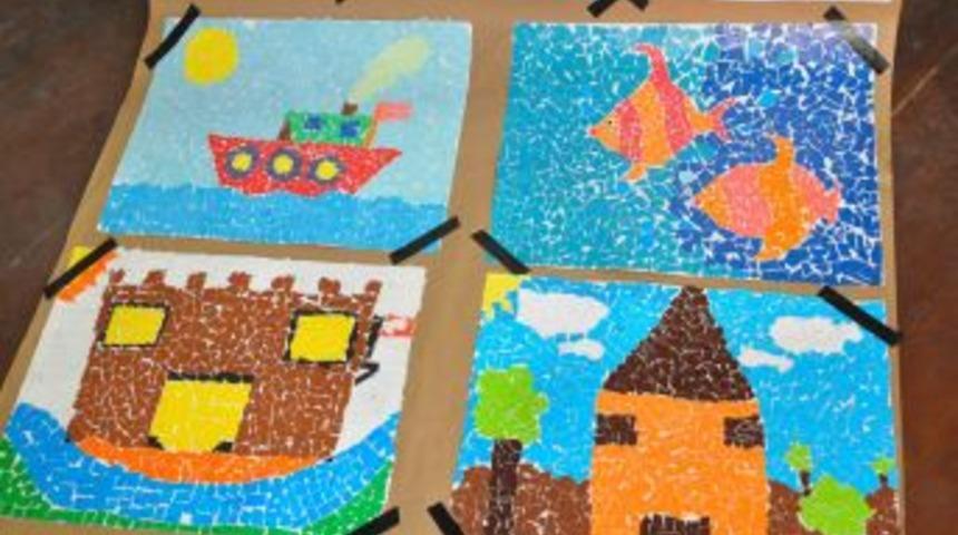 Kuşadası'nda &Ccedil;ocuk Ressamlardan Yıl Sonu Sergisi