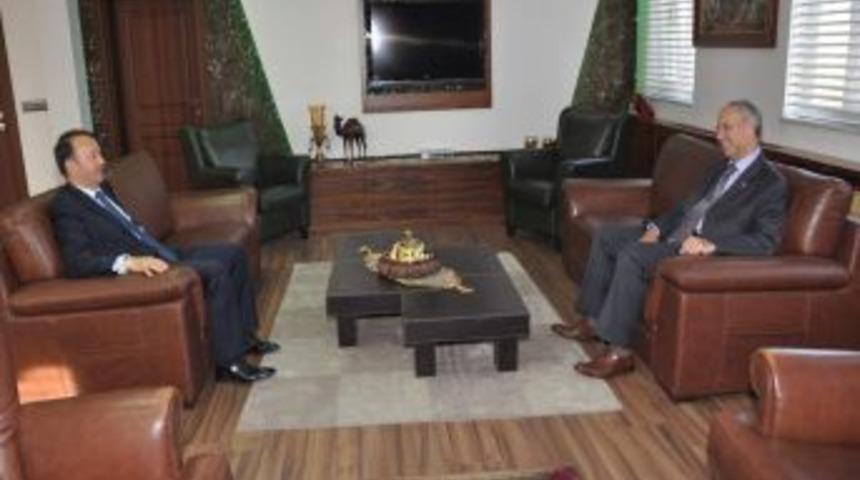 İl Emniyet M&uuml;d&uuml;r&uuml;'nden Karabalık'a Veda Ziyareti