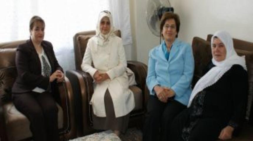 Şehit Annelerini Unutmadı