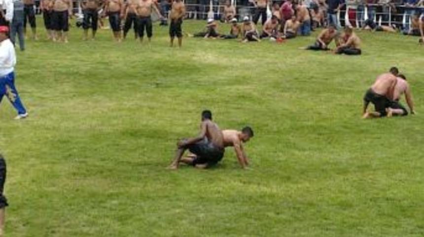 &Ccedil;anlı Pehlivanlar 4 Madalya İle D&ouml;nd&uuml;