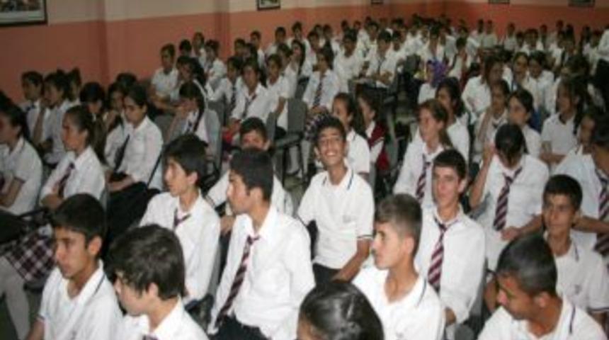 Midyat&rsquo;ta &Ouml;ğrenciler SGK Hakkında Bilgilendirildi