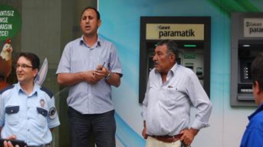 Dolandırılmaktan Karşılaştığı Polisler Kurtardı