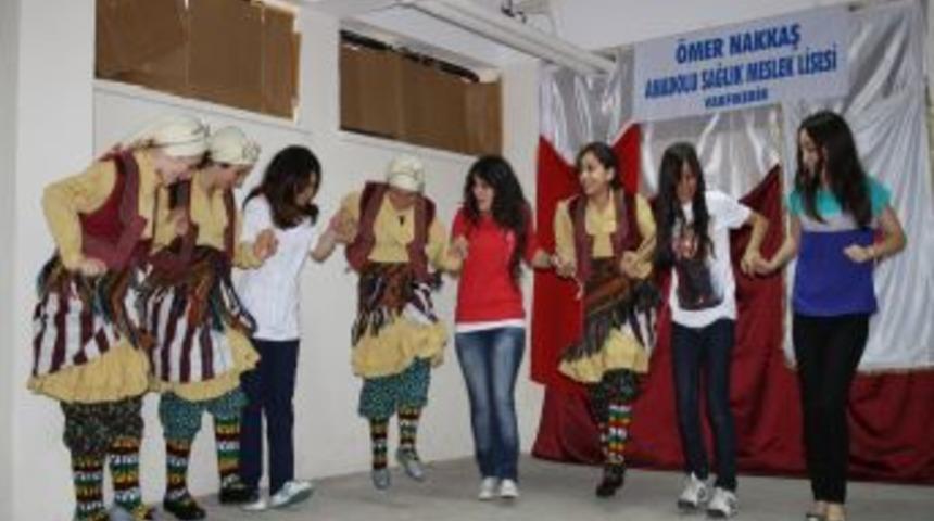 Vakfıkebir Sağlık Meslek Lisesi'nde 'Hemşireler Haftası' Coşkuyla Kutlandı