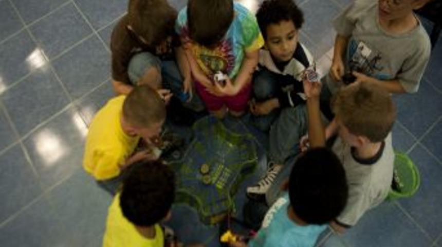 İncirlik Hava &Uuml;ss&uuml;'nde &Ccedil;ocuklara Sokağa &Ccedil;ıkma Yasağı