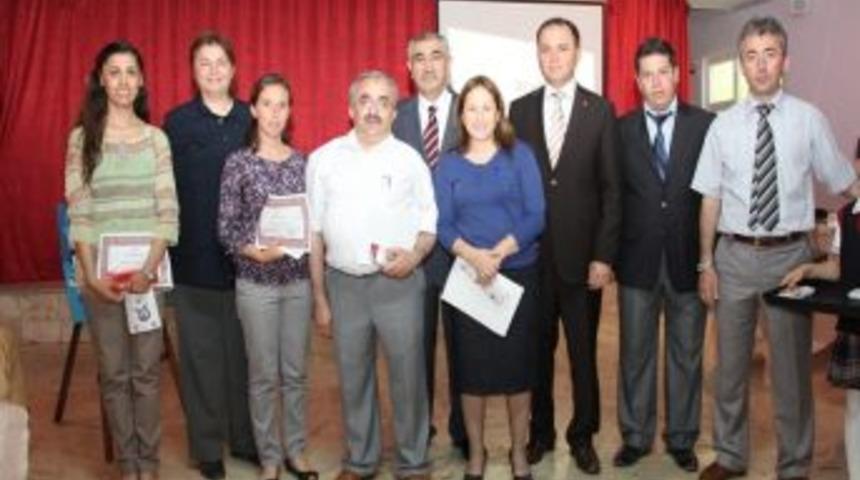 Bu Kez Kitap Okumada &Ouml;ğretmenler Yarıştı