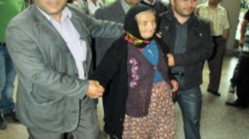 Y&uuml;z Nakli Olan &Ccedil;olak&rsquo;ın Annesi: Oğlum Inşallah Bir An &Ouml;nce Sağlığına Kavuşur