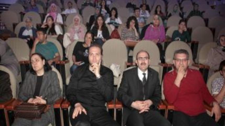 Kariyer Topluluğu, &Ouml;ğrencilere 'Geleceğini Şimdi Y&ouml;net' Projesini Anlattı