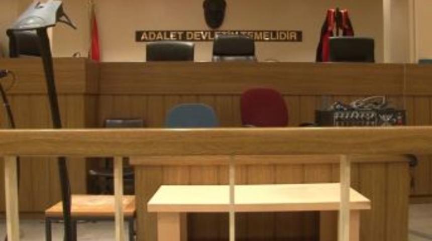 Kapatılan İstanbul Adliyesi, Kapılarını Basına A&ccedil;tı