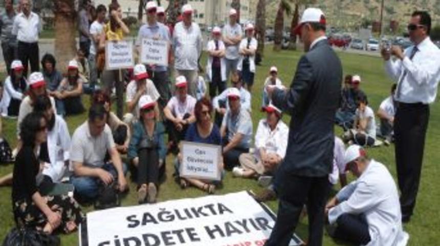 Aydınlı Tabipler Dr. Ersin Arslan'ı Unutmuyor