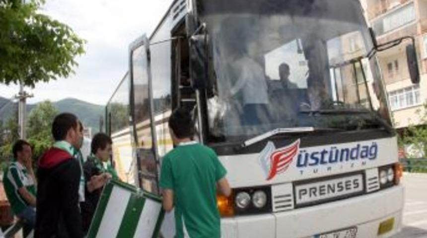 Bursaspor Taraftarları 80 Otob&uuml;sle Ankara&rsquo;ya Gitti