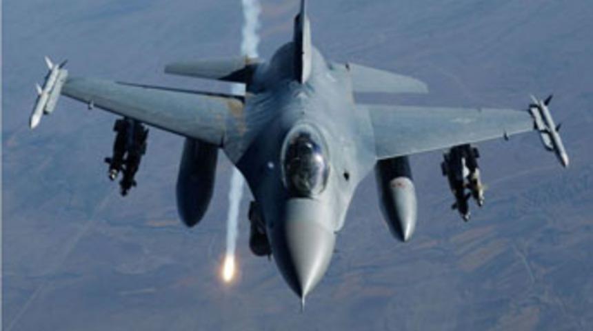 F-16'lar PKK kamplarını bombaladı