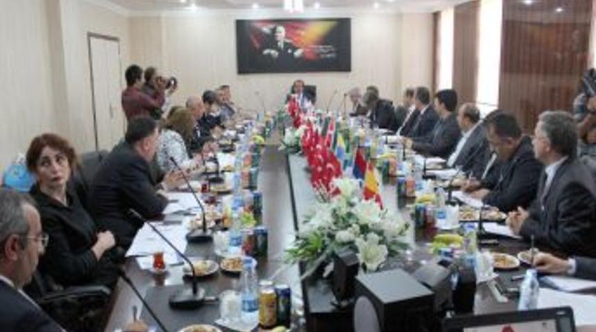 Aslan: Doğu Anadolu Ve Kafkaslar&rsquo;daki &Uuml;niversitelerin Ortak Hareket Etmeli