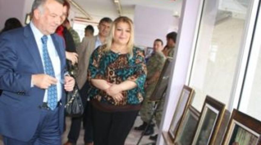 Malkara'da &uuml;&ccedil; boyutlu resim sergisi a&ccedil;ıldı