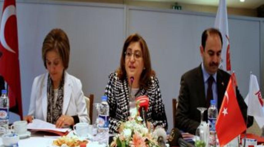 Aile Ve Sosyal Politikalar Bakanı Şahin, Stk Temsilcileriyle Bir Araya Geldi