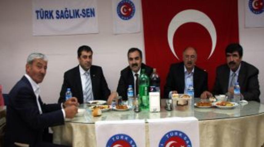 T&uuml;rk Sağlık-Sen'den Eğlence Gecesi