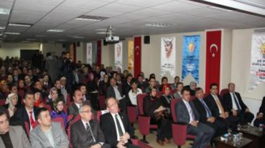 Siyaset Akademisi'nde Sınav Zamanı