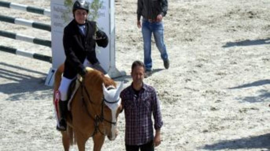 Binicilikte Gaziantep R&uuml;zgarı