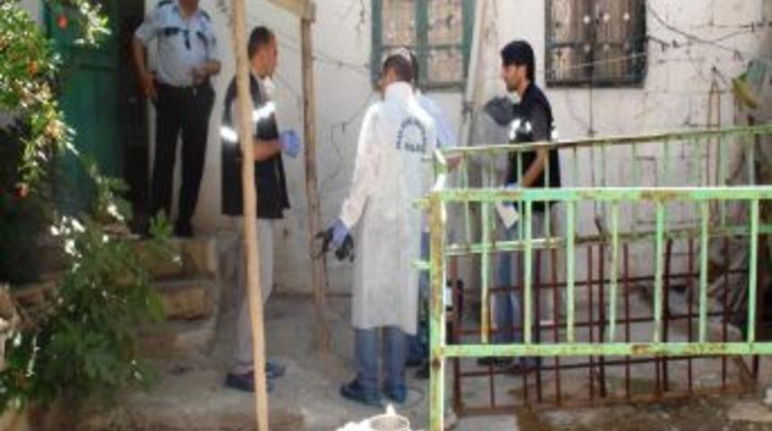 Yaşlı Kadın Evinde &Ouml;l&uuml; Bulundu