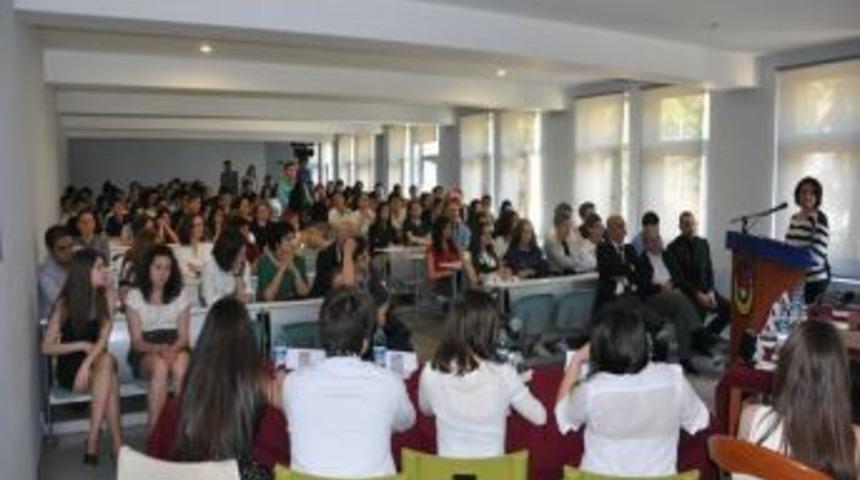 Ted Kdz Ereğli Koleji Vakfı &Ouml;zel Lisesi'nden İngilizce Panel