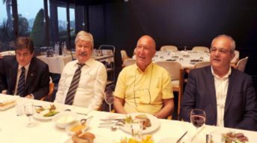 Akaydın, "&uuml;niversite Stadı'nın Yolunu A&ccedil;acağız"