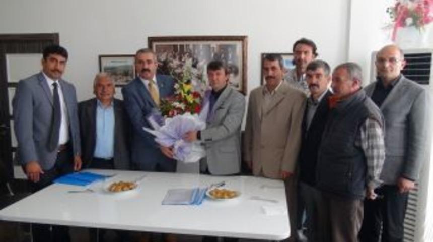 B&uuml;nyan Belediyesi, Iş&ccedil;i Maaşlarını Y&uuml;zde 35 Artırdı