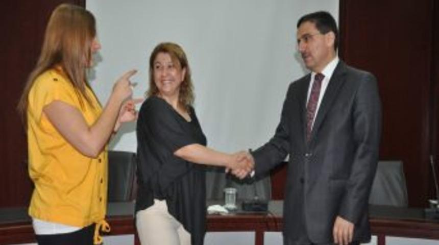 Valilik'ten G&ouml;rme Engellire Beyaz Baston Ve Akıllı Saat