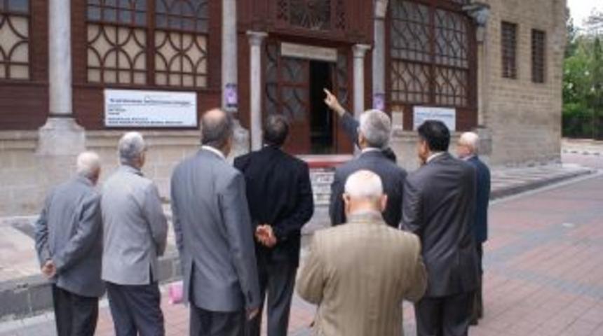 Vali, Ulu Cami'yi İncelemeledi