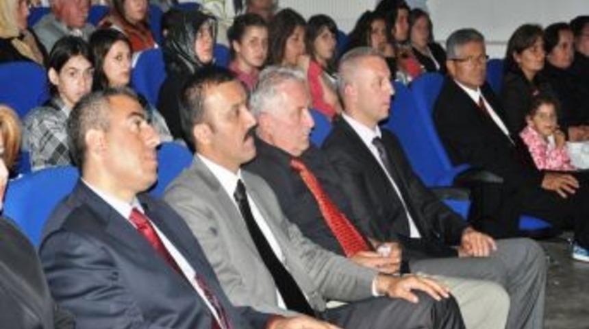 D&uuml;zce'de 19 Mayıs M&uuml;zik Dinletisi