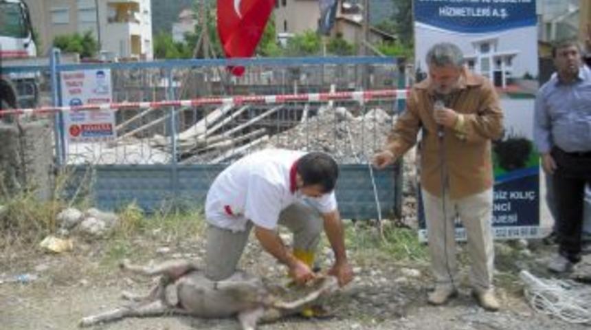 Maceracı, Kemer&rsquo;de &Ouml;ğrenci Yurdunun Temelini Attı