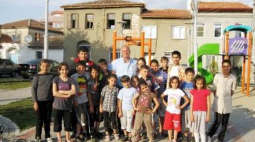 Burhaniye'de Parklar İlgi G&ouml;rd&uuml;