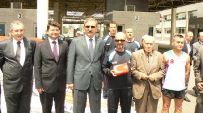 Atat&uuml;rk'&uuml;n Doğduğu Evin Bah&ccedil;esinden Alınan Toprak T&uuml;rkiye&rsquo;de