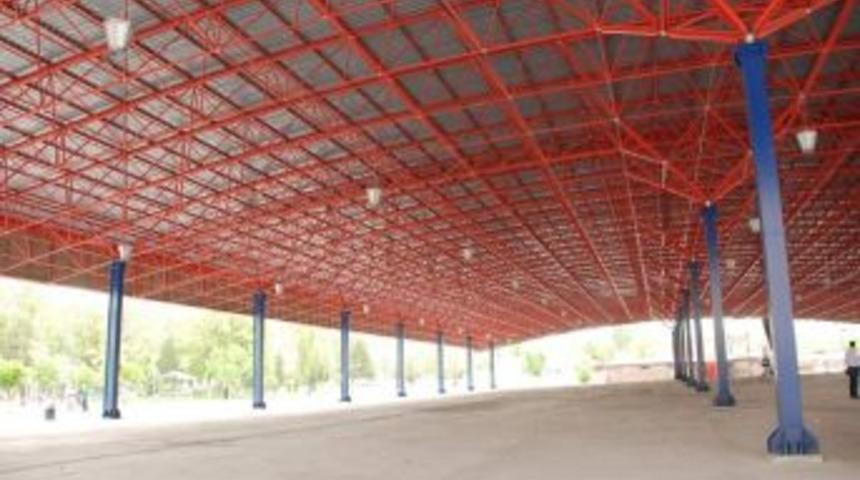 T&uuml;rkiye'nin &Uuml;st&uuml; Kapalı En B&uuml;y&uuml;k Pazar Yeri Melikgazi De