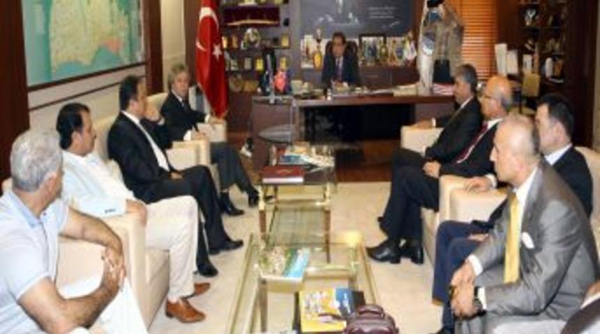 Mesiad Y&ouml;netimi Başkan &Ouml;zcan'ı Ziyaret Etti