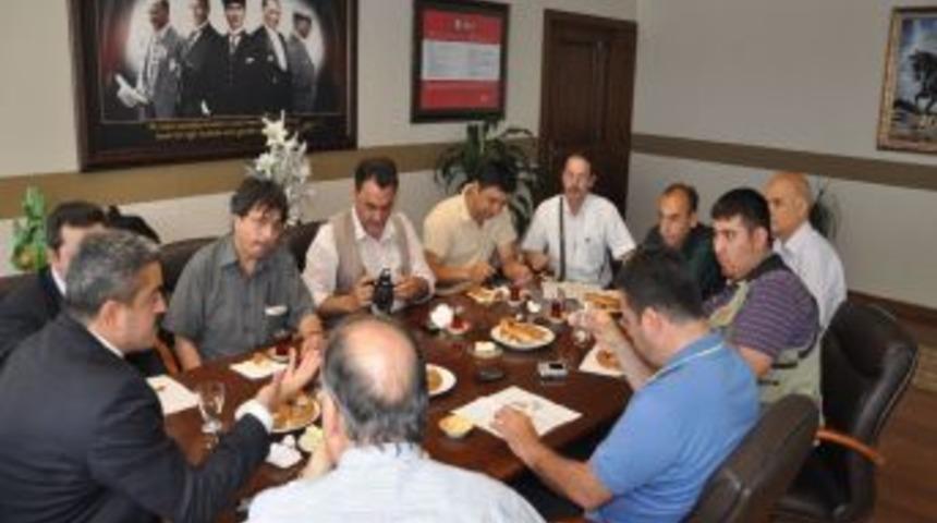 Başkan Alıcık Gazetecilerden Helallik İstedi